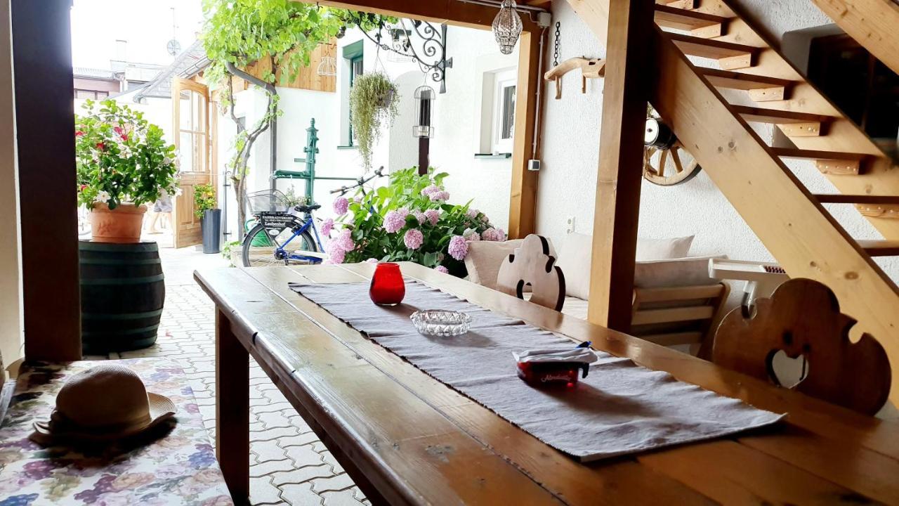 Casa Zara Lägenhet Mörbisch am See Exteriör bild